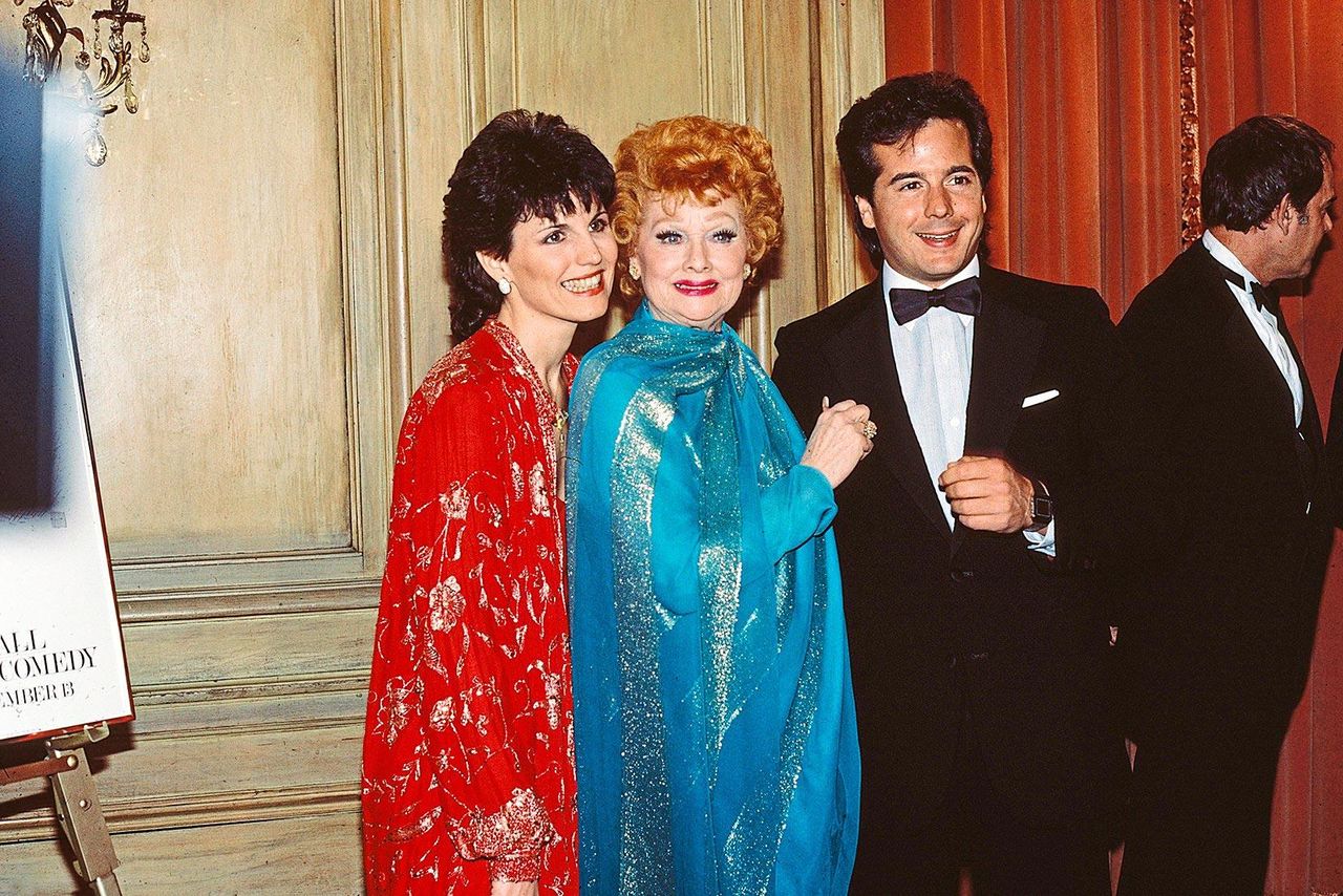 1984_Il_Segreto_del_Colore_dei_Capelli_slTkvhOvbr - Confidenze24 Source: Vinnie Zuffante/Getty Images - - Lucille Ball nel 1984