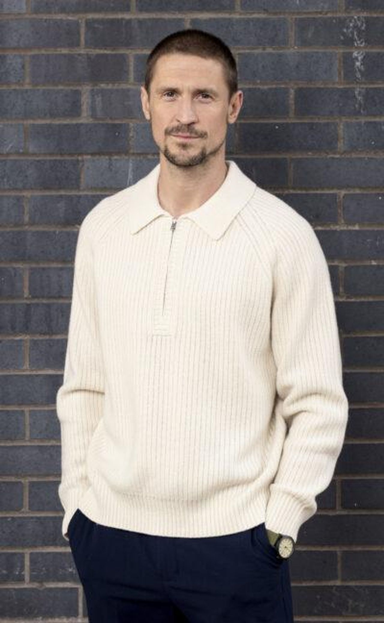 Abi_avr_una_relazione_con_Carl_Webster_mentre_il_fratello_di_Kevin_arriva_in_Coronation_Street_Y4gDmZAQ3U - Confidenze24 Source: ITV - - Scatto promozionale di Carl Webster in Coronation Street