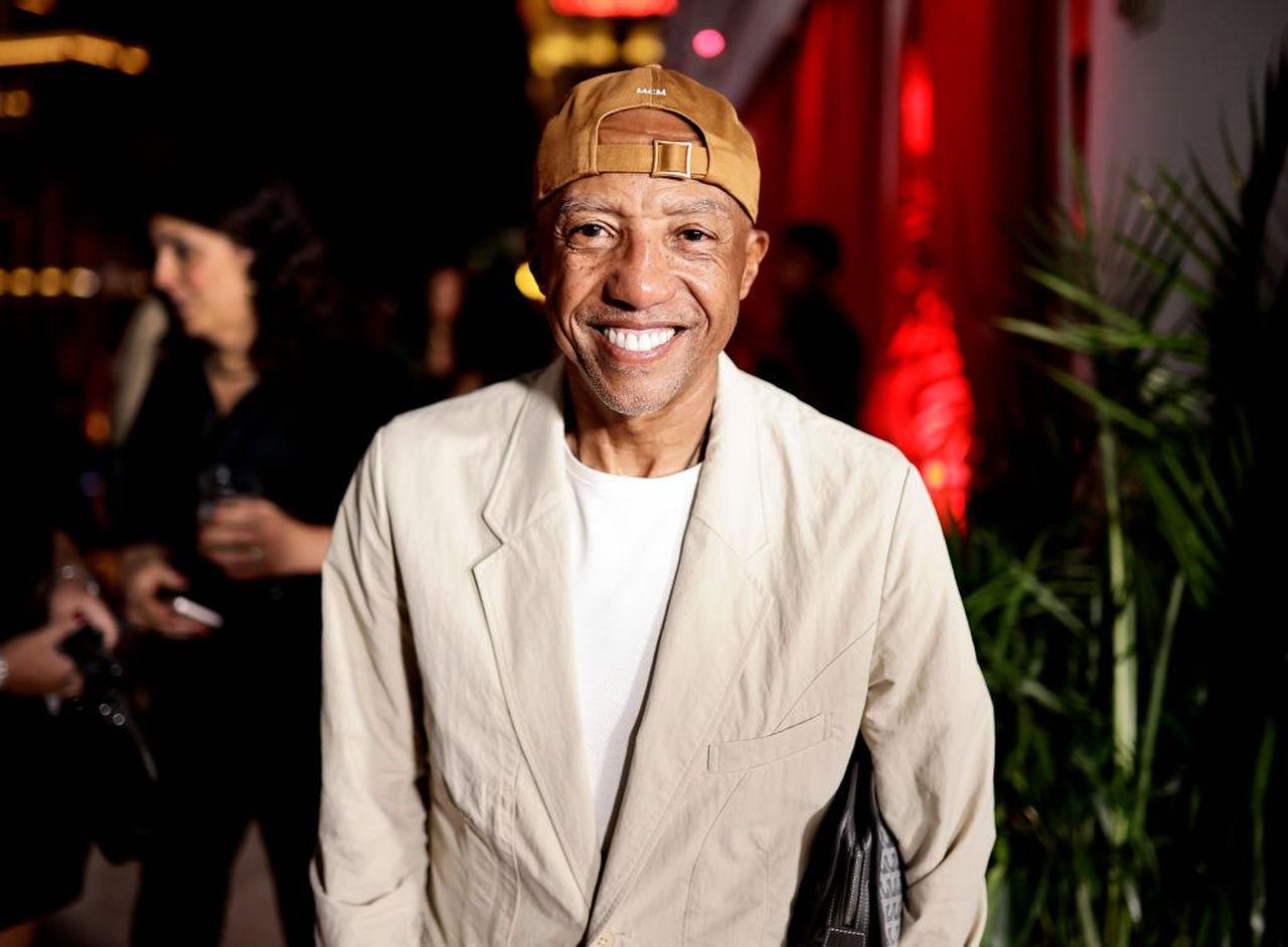 Accuse_di_molestie_sessuali_contro_Kevin_Liles_867XDIMBBo - Confidenze24 Source: Greg Doherty - Getty - Kevin Liles partecipa alla reception VIP di HHA