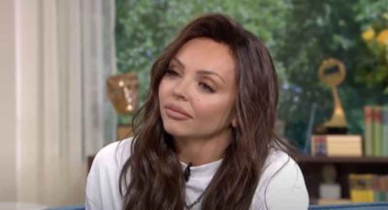 Aggiornamenti_sulla_gravidanza_di_Jesy_Nelson_xEutsiMFxm - Confidenze24 Source: ITV - - Jesy Nelson su This Morning