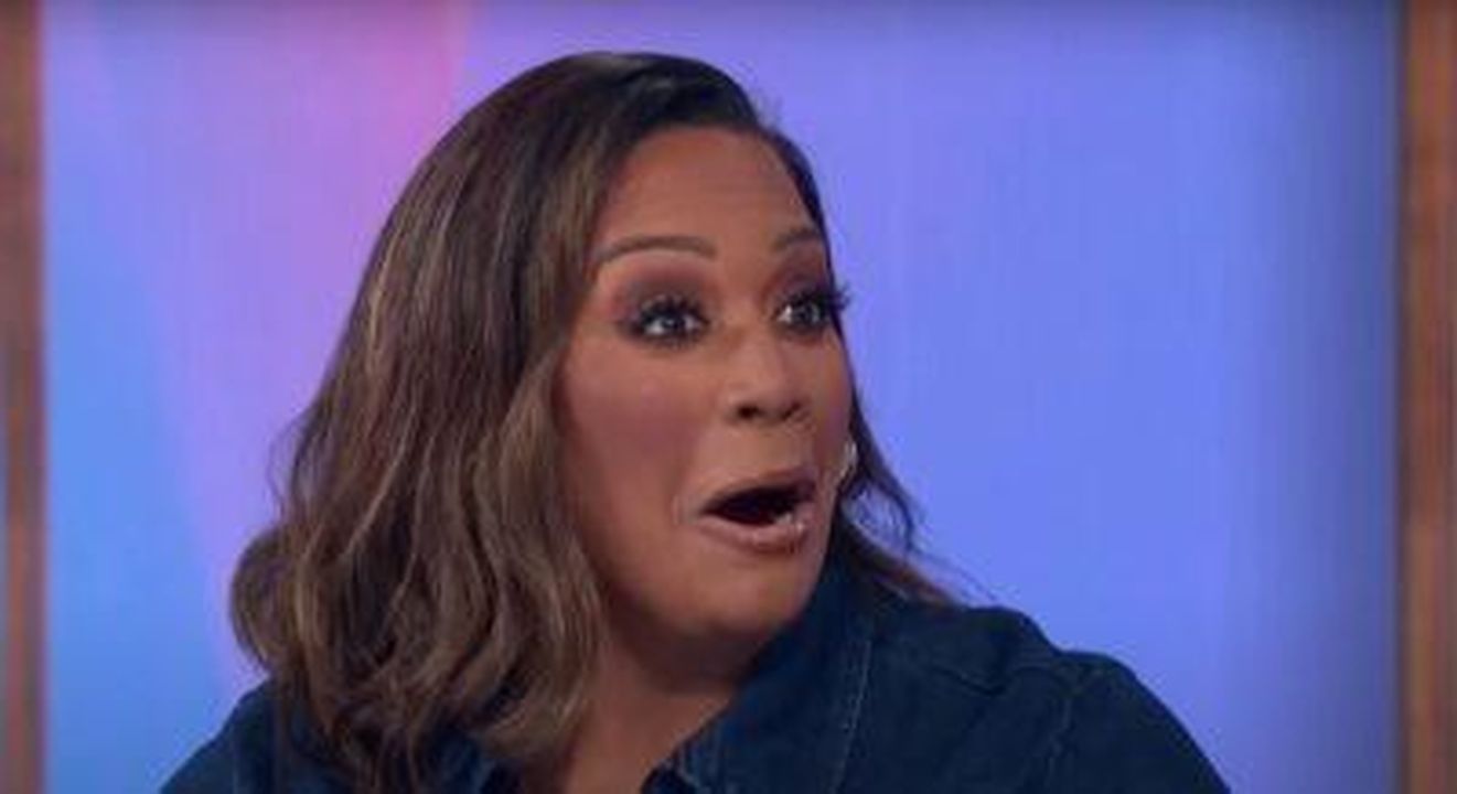 Alison_Hammond_condurr_For_the_Love_Of_Dogs_iao96Uj9h9 - Confidenze24 Source: ITV - - Alison Hammond sorpresa su Loose Women