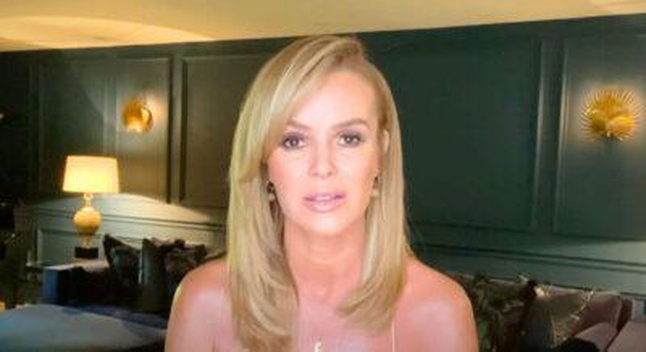 Amanda_Holden_in_una_confessione_sincera_sul_matrimonio_con_Chris_lkE70Pedot - Confidenze24 Source: BBC - BBC/YouTube - Amanda Holden in un programma della BBC