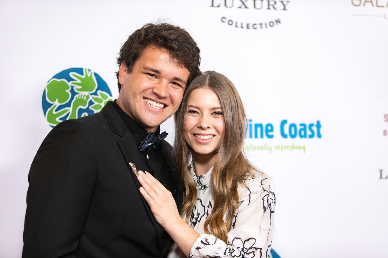 Bindi_Irwin_e_leredit_di_Steve_Irwin_JBwZQNy0T5 - Confidenze24 Source: John Wolfsohn/Getty Images - Closer Weekly - Bindi Irwin e Chandler Powell