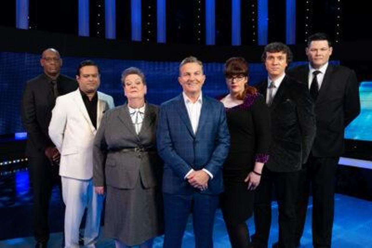 Bradley_Walsh_offre_ITV_lavoro_a_concorrente_su_The_Chase_sU9F6Be3mD - Confidenze24 Source: ITV - - Bradley e i chaser di ITV