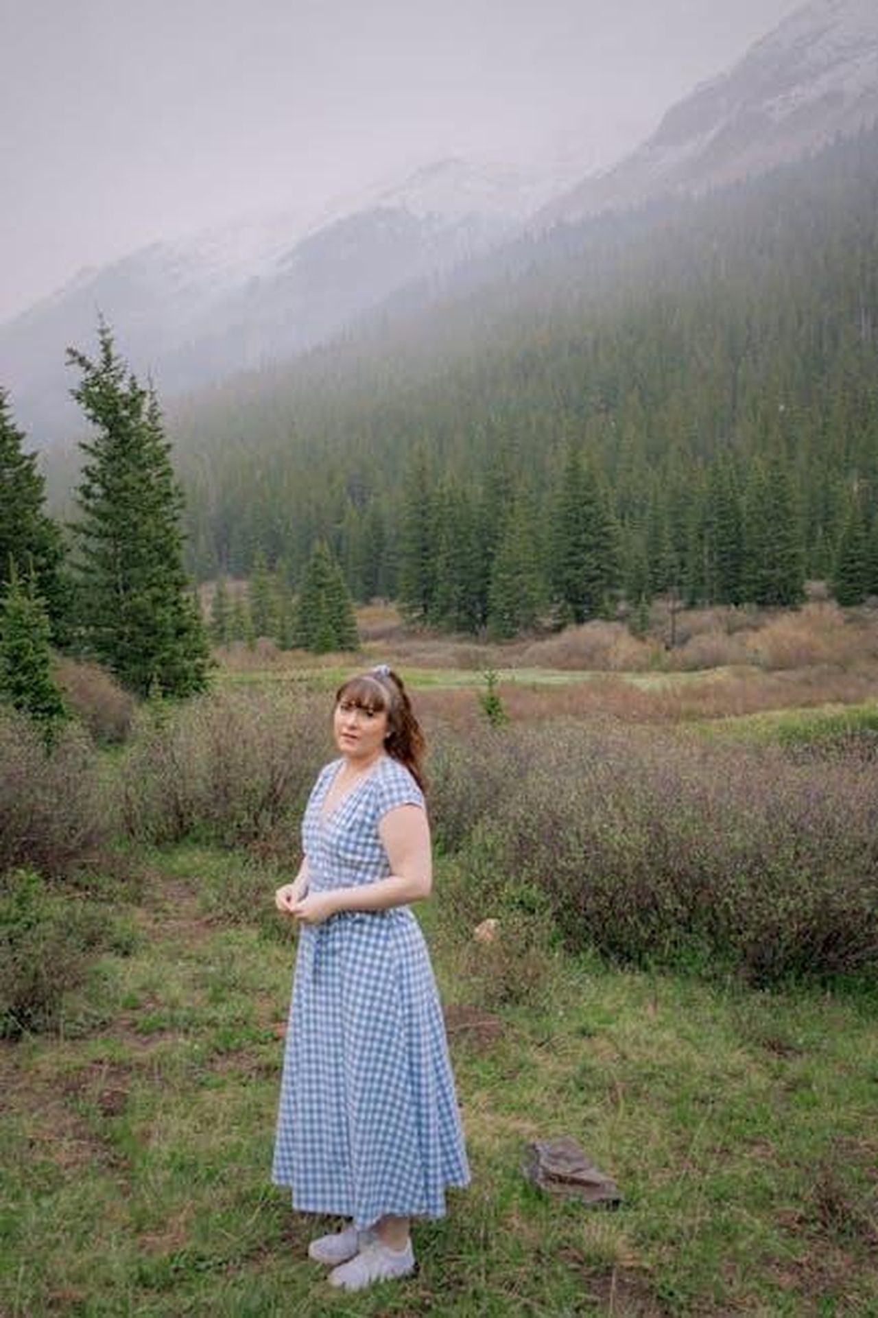Cat_Deeley_indossa_un_outfit_MS_su_This_Morning_og6fy2EQ8j - Confidenze24 Source: Rachel Brooks - pexels - Etheral Fashion Portrait in Colorado Mountains
