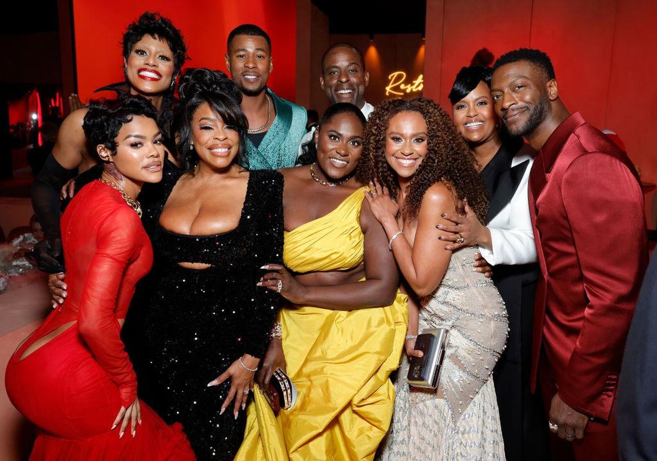 Celebrit_Partecipano_al_Vanity_Fair_Oscars_After_Party_90qP7ISH5p - Confidenze24 Source: Stefanie Keenan/VF25 / Getty - - Festa degli Oscar Vanity Fair - Interno