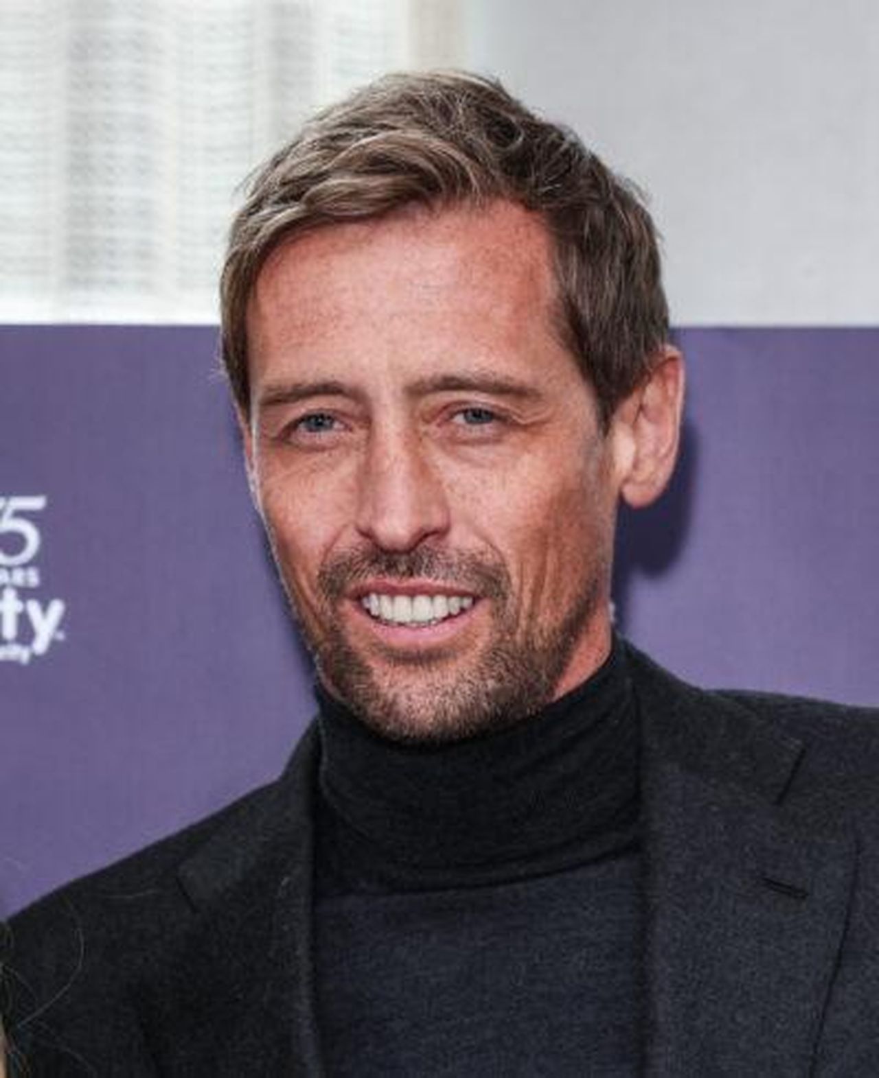 Celebrity_Traitors_lineup_rivelato_dai_bookmaker_KwKqgg59yC - Confidenze24 Source: Splashnews.com - - L'ex calciatore Peter Crouch è dato per certo nel cast di Celebrity Traitors