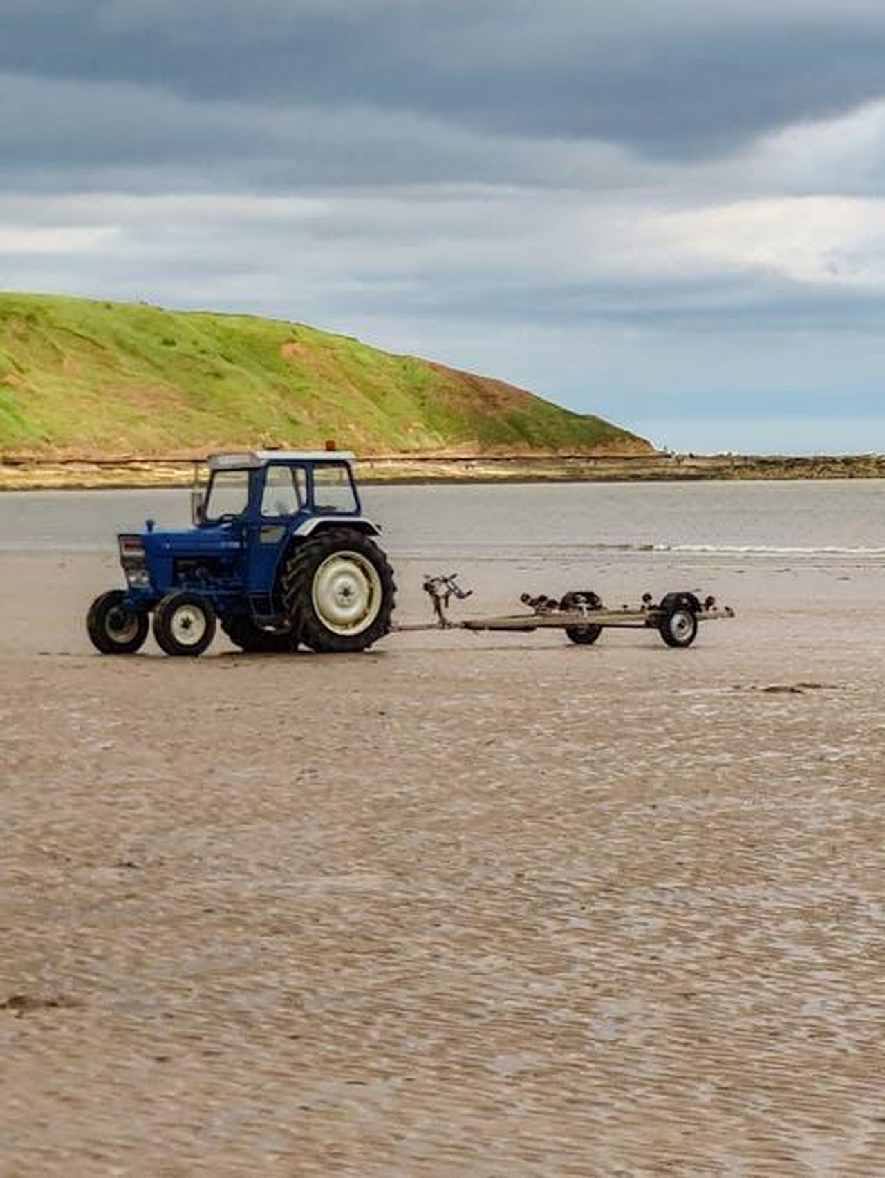 Chi_interpreta_Randy_in_Tracker_VOo8U1AVsW - Confidenze24 Source: Howard Senton - pexels - Free stock photo of beach, british history, building