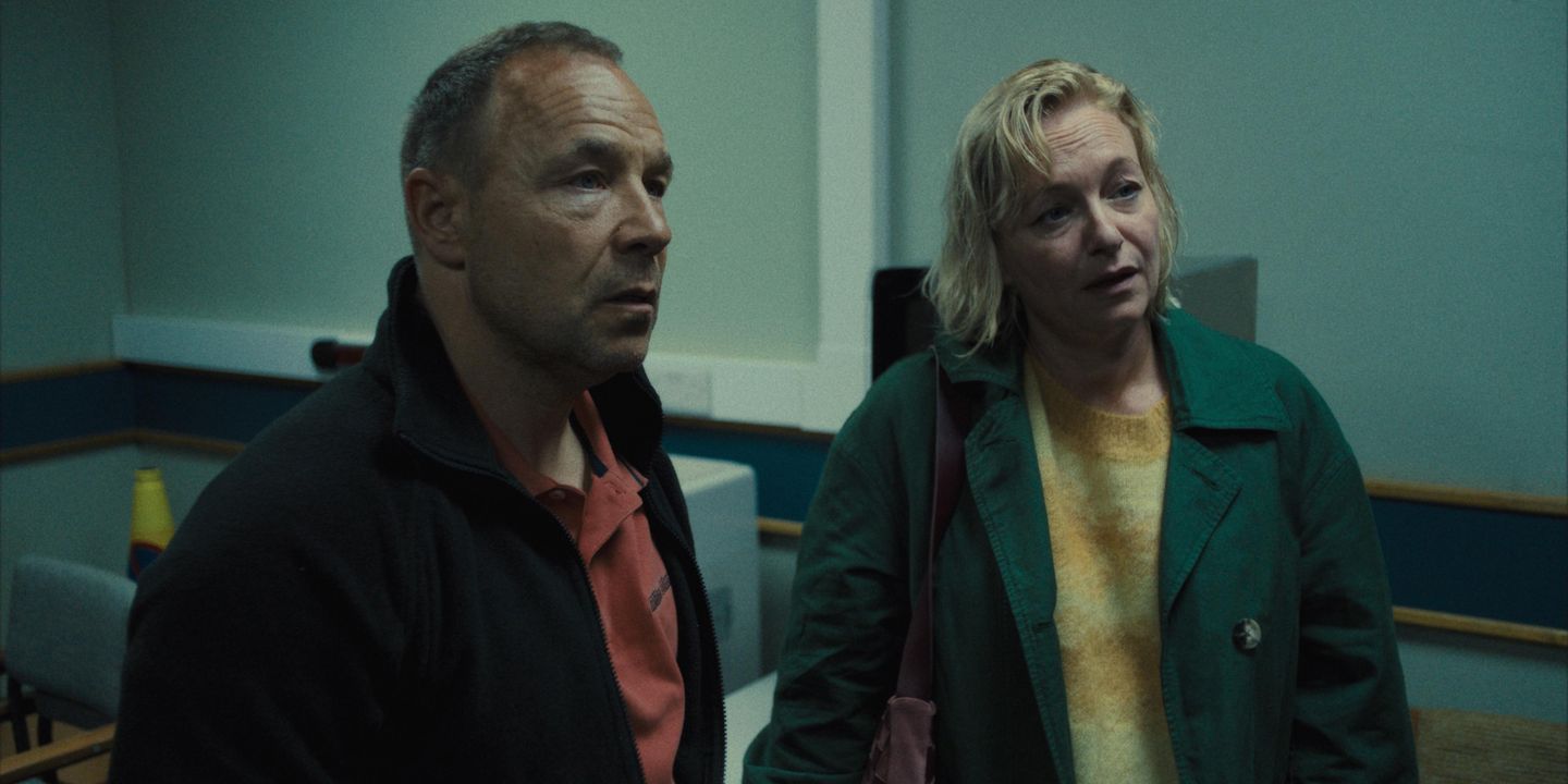 Chi_sono_le_ispirazioni_per_i_genitori_di_Jamie_in_Adolescence_p8q3BER9yK - Confidenze24 Source: Courtesy of Netflix - Netflix - Stephen Graham e Christine Tremarco in Adolescence