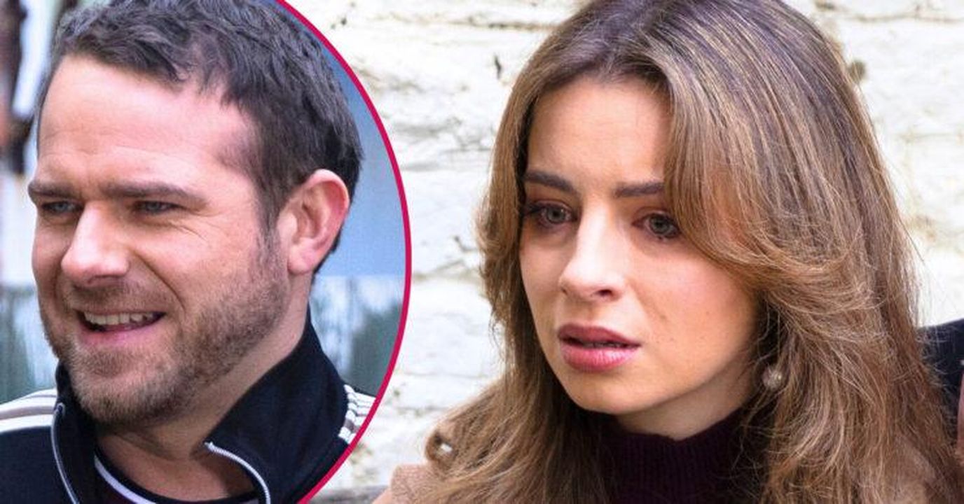 Coronation_Street_in_onda_stasera_con_un_cambiamento_nel_palinsesto_b4AwgBtZie - Confidenze24 Coronation Street in onda stasera con un cambiamento nel palinsesto Coronation Street's Daisy, in a bubble is Mick