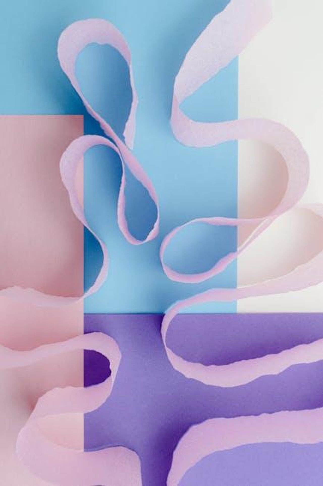 Cosa__successo_dopo_il_bacio_fjsq0GSXrf - Confidenze24 Source: Tara Winstead - pexels - Artistic abstract of pastel ribbons and geometric shapes for creative design.