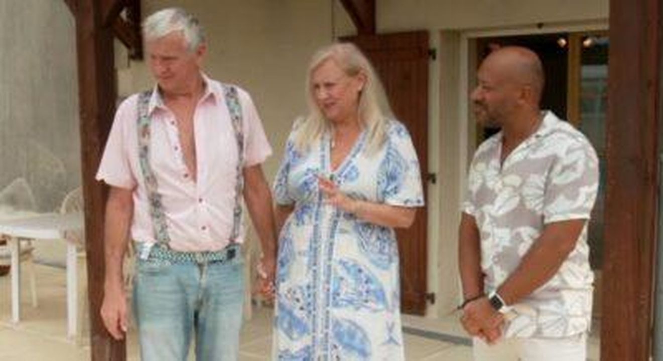 Cosa__successo_in_A_Place_in_the_Sun_con_Craig_Rowe_MQBQw4vjWO - Confidenze24 Source: Channel 4 - - Carl, Sonia e Craig Rowe su A Place in the Sun