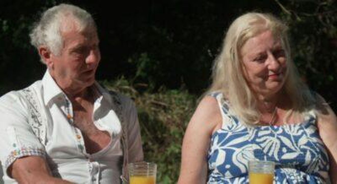 Cosa__successo_in_A_Place_in_the_Sun_con_Craig_Rowe_a2YPUT9rhl - Confidenze24 Source: Channel 4 - - Carl e Sonia su A Place in the Sun
