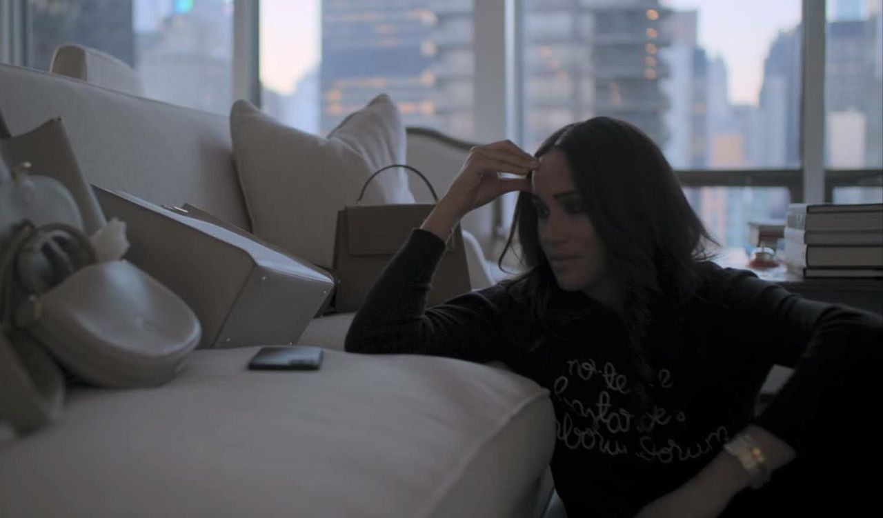 Critiche_al_nuovo_show_di_Meghan_fAwMkocP41 - Confidenze24 Critiche al nuovo show di Meghan Screenshot del video di Harry e Meghan