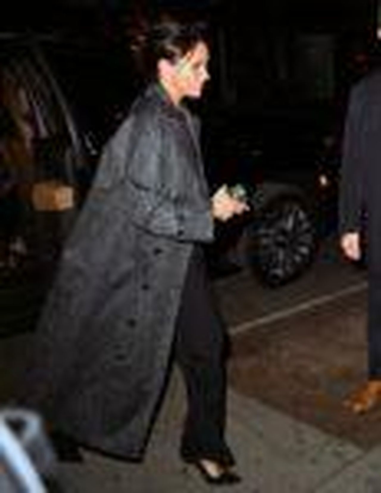 Critiche_e_supporto_per_Meghan_s0baPopBQM - Confidenze24 Critiche e supporto per Meghan Meghan Markle sorridente