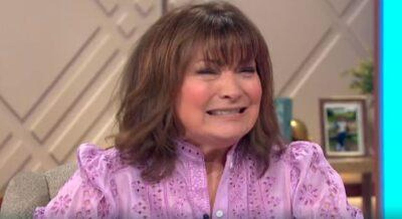 David_Walliams_e_Matt_Lucas_promuovono_il_nuovo_podcast_a0aPzrju0G - Confidenze24 Source: ITV - ITV - Lorraine Kelly fa una faccia divertente