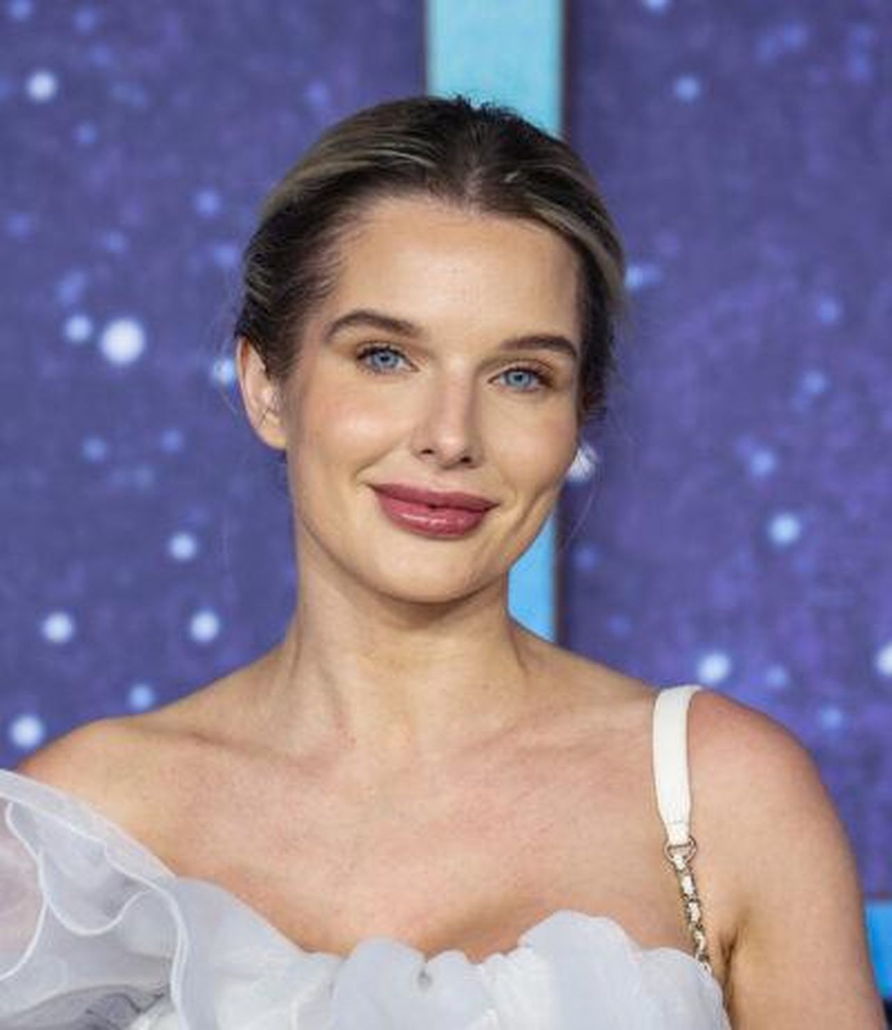 Ero_scoraggiata_dai_farmaci_oGdSKHw1Ln - Confidenze24 Source: Splashnews.com - - Helen Flanagan sul tappeto rosso