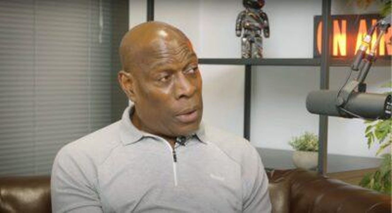 Frank_era_in_cattive_condizioni_HqaosZpsGb - Confidenze24 Source: Criminal Connection Podcast - YouTube - Frank Bruno in cattive condizioni in volo