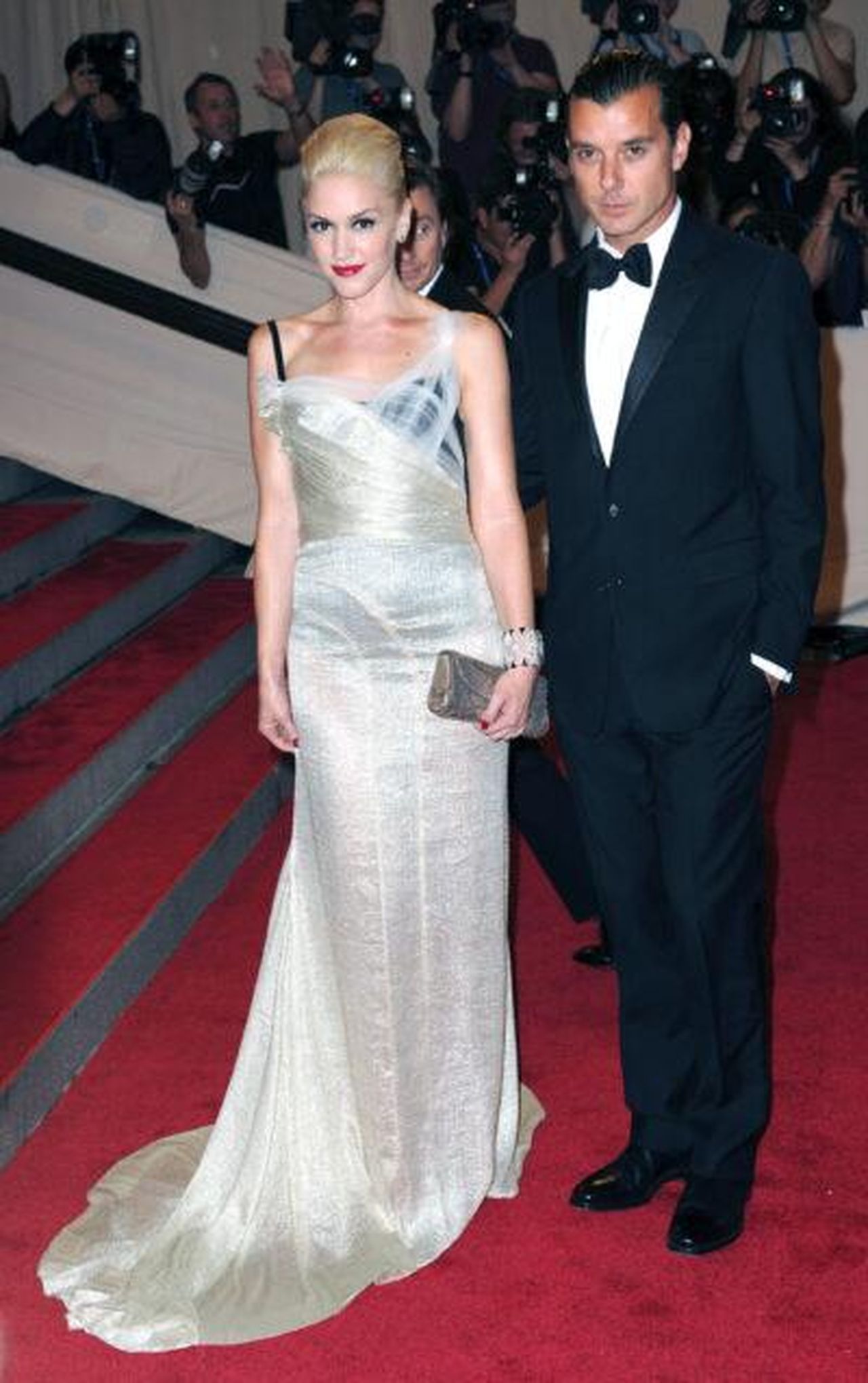 Gavin_Rossdale_parla_della_casa_familiare_con_Gwen_Stefani_LMkMr5OBwM - Confidenze24 Source: Splashnews.com - - Gwen e Gavin condividono tre figli