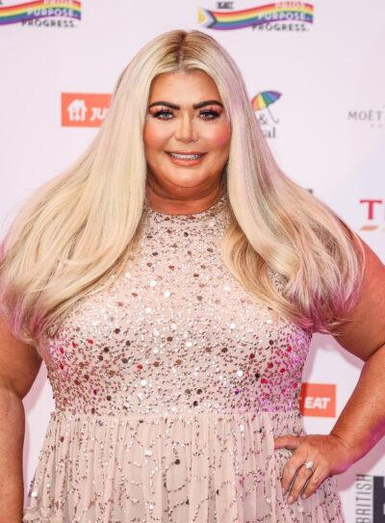 Gemma_Collins_rivela_la_perdita_di_peso_15zVQhLbYY - Confidenze24 Source: SplashNews.com - - Gemma Collins sorridente