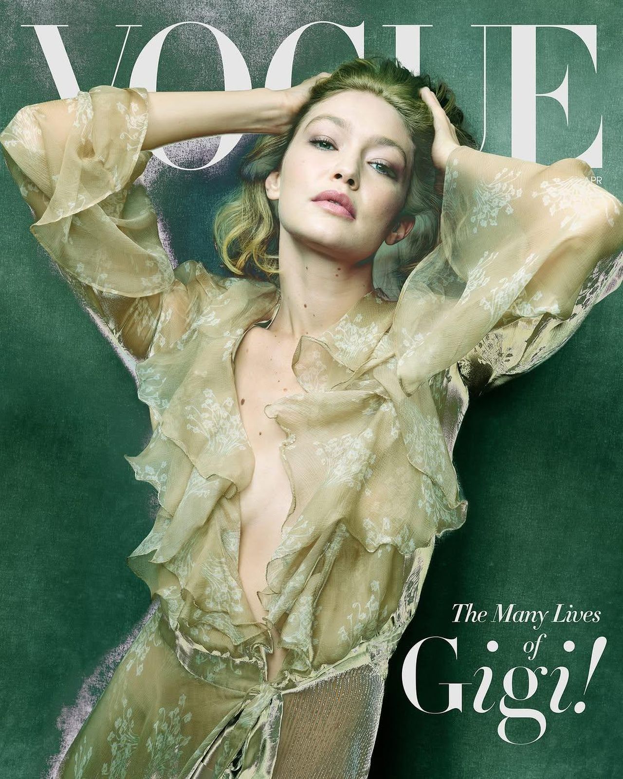 Gigi_Hadid_e_il_tema_dei_Roaring_20s_FQDIFLeNSy - Confidenze24 Source: Vogue - - Gigi Hadid sulla copertina di Vogue
