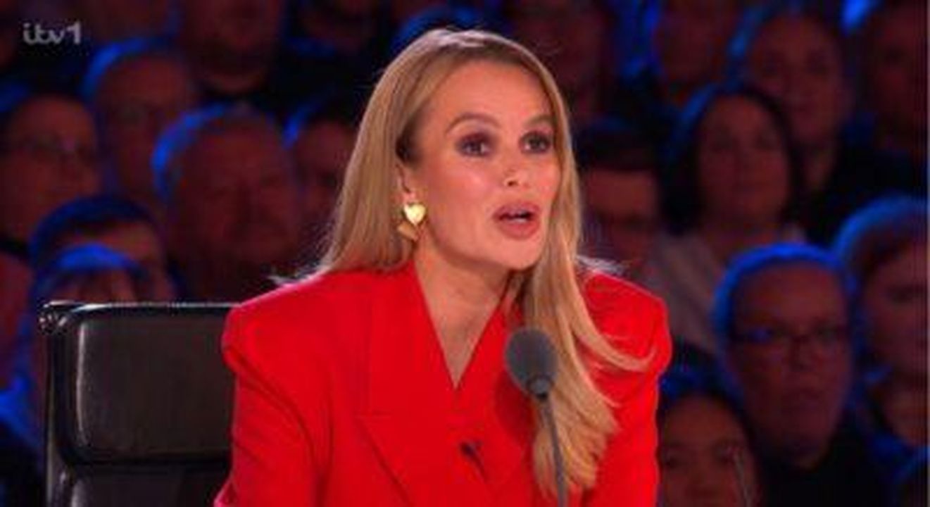 Giudici_sbalorditi_dallesibizione_W7XRRqlwCA - Confidenze24 Source: ITV - - Amanda Holden e i giudici colpiti dall'esibizione