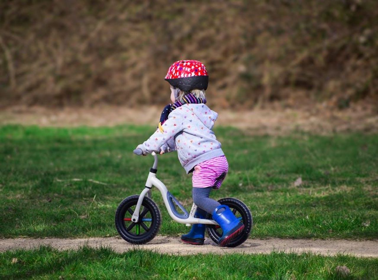 I_fan_adorano_le_immagini_di_Jack_Blues_TIC2cShEtr - Confidenze24 Source: Sarla's Eye Photography - pexels - Free stock photo of abstract landscape, active kids, baby