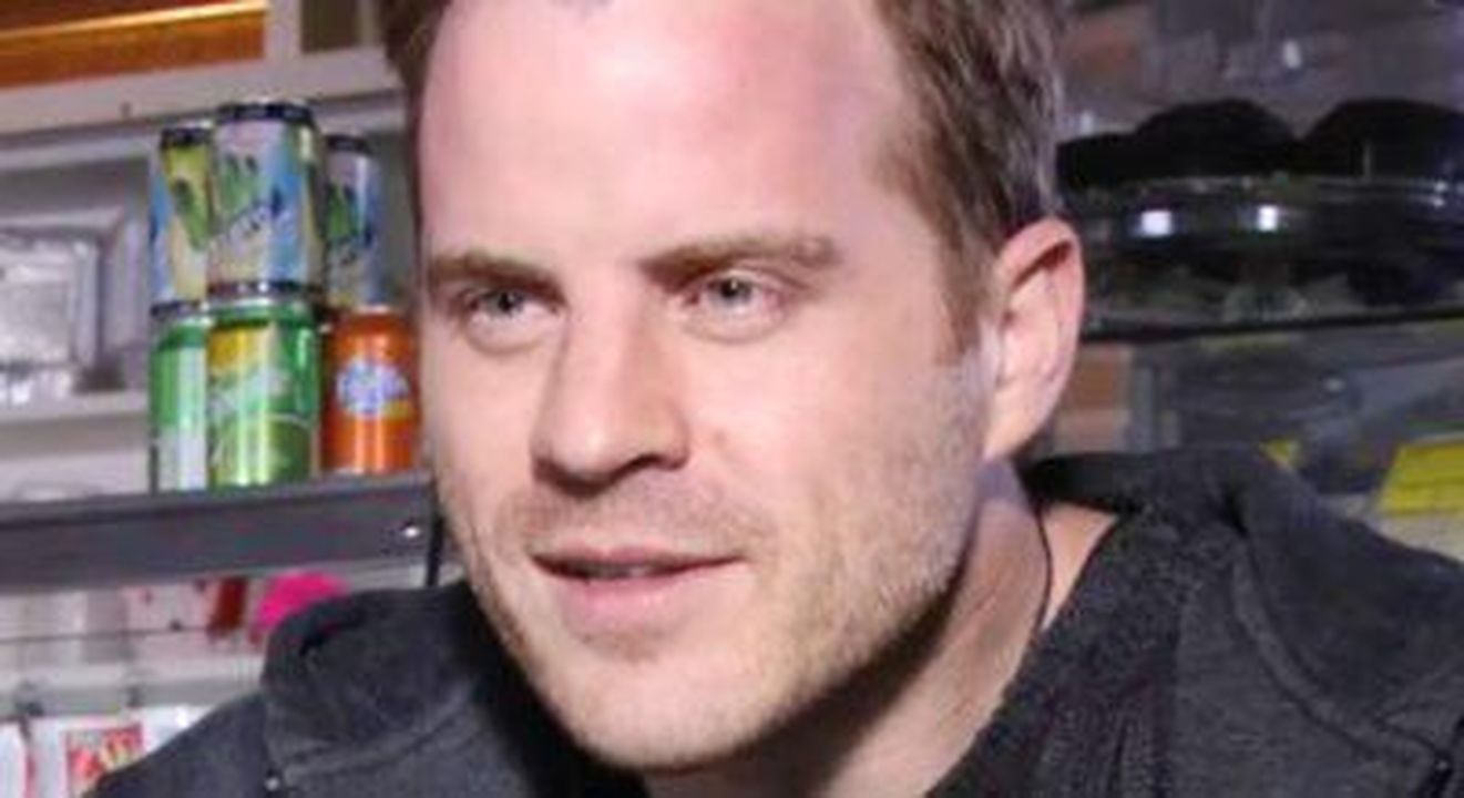 I_fan_di_EastEnders_scoprono_luscita_di_Stacey_che_coinvolge_Sean_Slater_PsObyrXeBU - Confidenze24 Source: BBC - BBC - Sean Slater serio