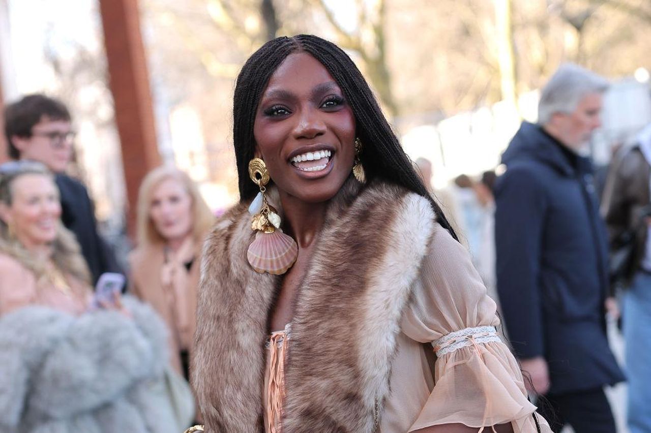 Il_Look_di_Doechii_alla_Chlo_vVbrho28uy - Confidenze24 Source: Jacopo Raule / Getty - - Chloé: Outside Arrivals - Paris Fashion Week