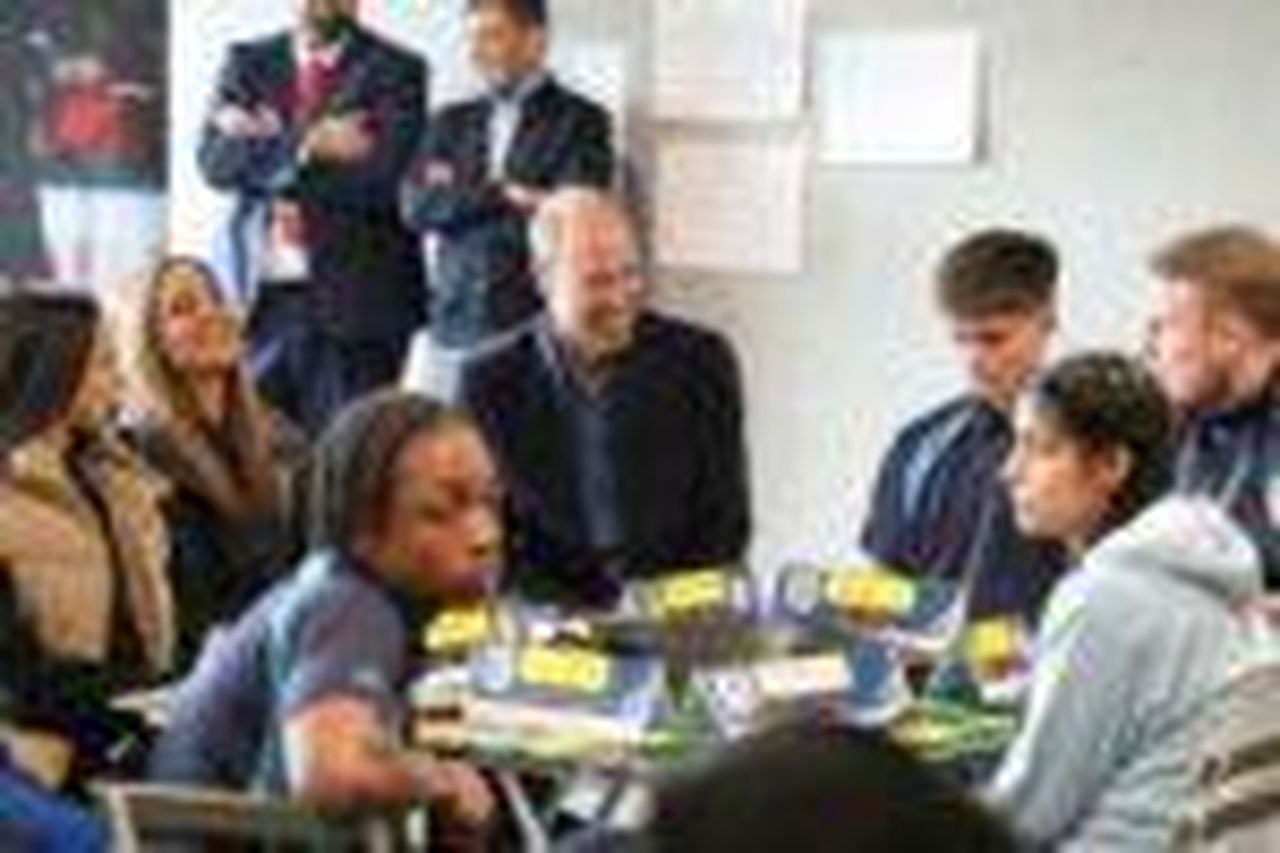 Il_Principe_William_e_il_corso_di_formazione_per_arbitri_pz09QrZCAt - Confidenze24 Il Principe William e il corso di formazione per arbitri William al corso di formazione per arbitri