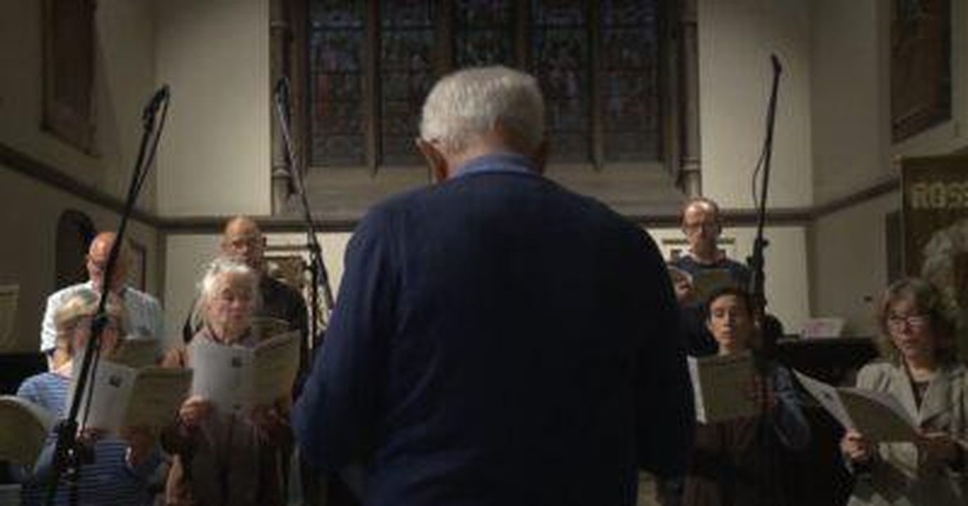 Il_compositore__apparso_nel_soap_nel_2002_j0JoPSxC3b - Confidenze24 Source: Divineartrecords - YouTube - Il coro Alban Voices