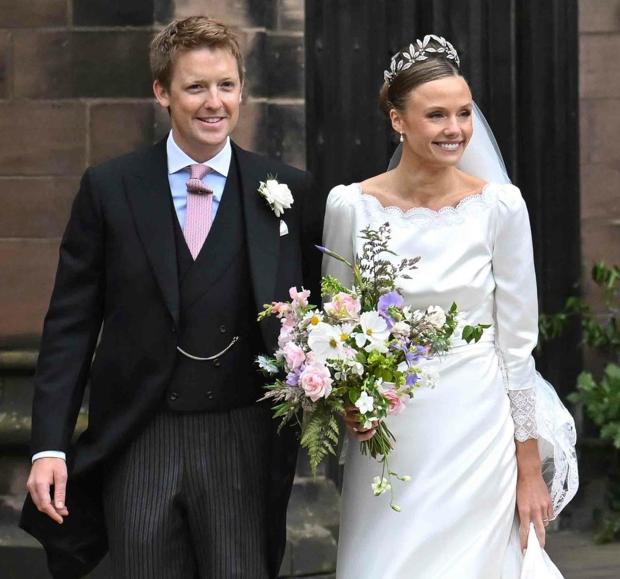 Il_matrimonio_del_Duca_di_Westminster_e_Olivia_Henson_3UKg8ZsriQ - Confidenze24 Il matrimonio del Duca di Westminster e Olivia Henson Matrimonio di Hugh Grosvenor e Olivia Henson