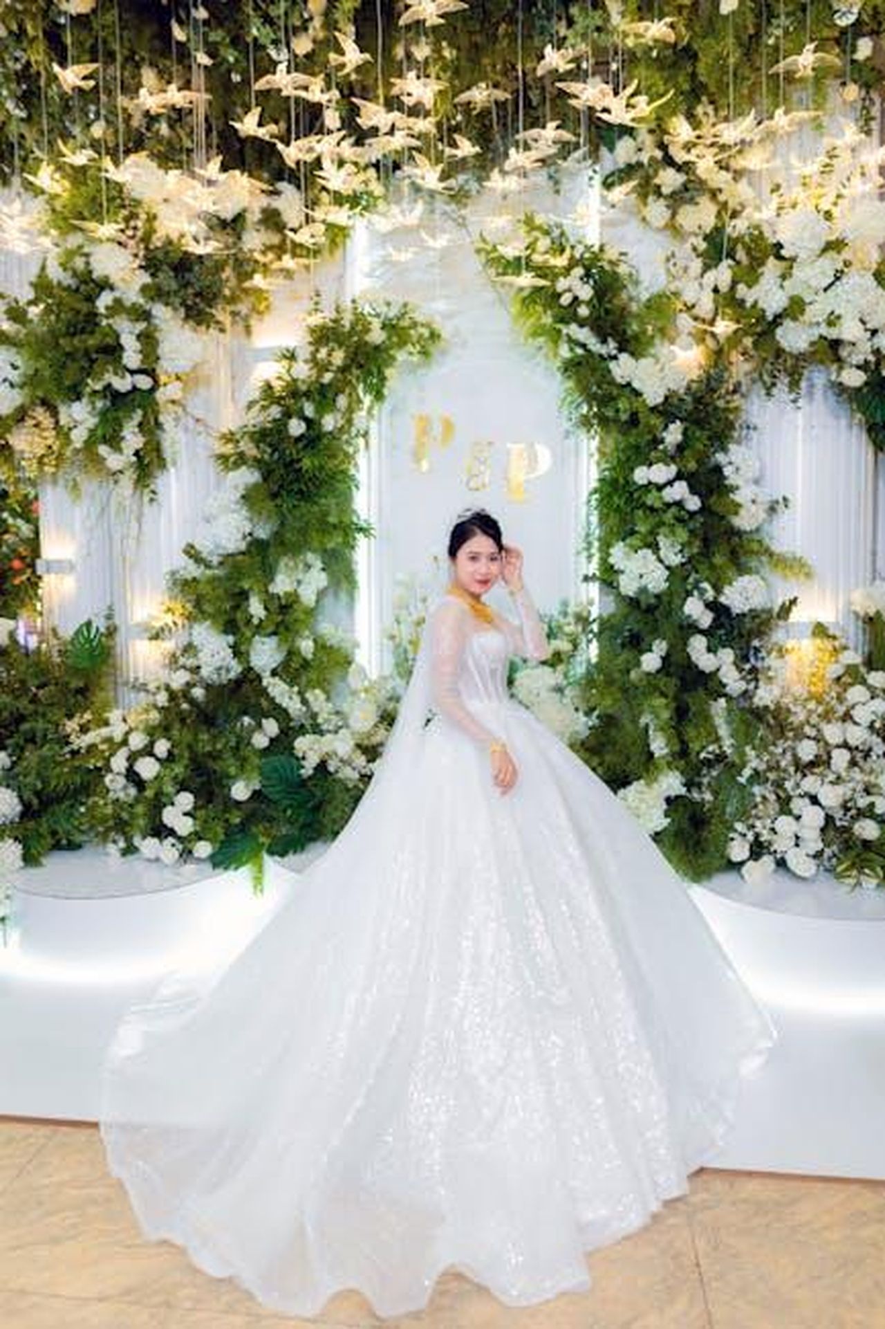 Il_matrimonio_di_Lauren_Sanchez_e_Jeff_Bezos_lusso_e_critiche_SgGcMDPkKo - Confidenze24 Source: 🇻🇳Trường Nguyễn Thanh 🇻🇳 - pexels - Bride