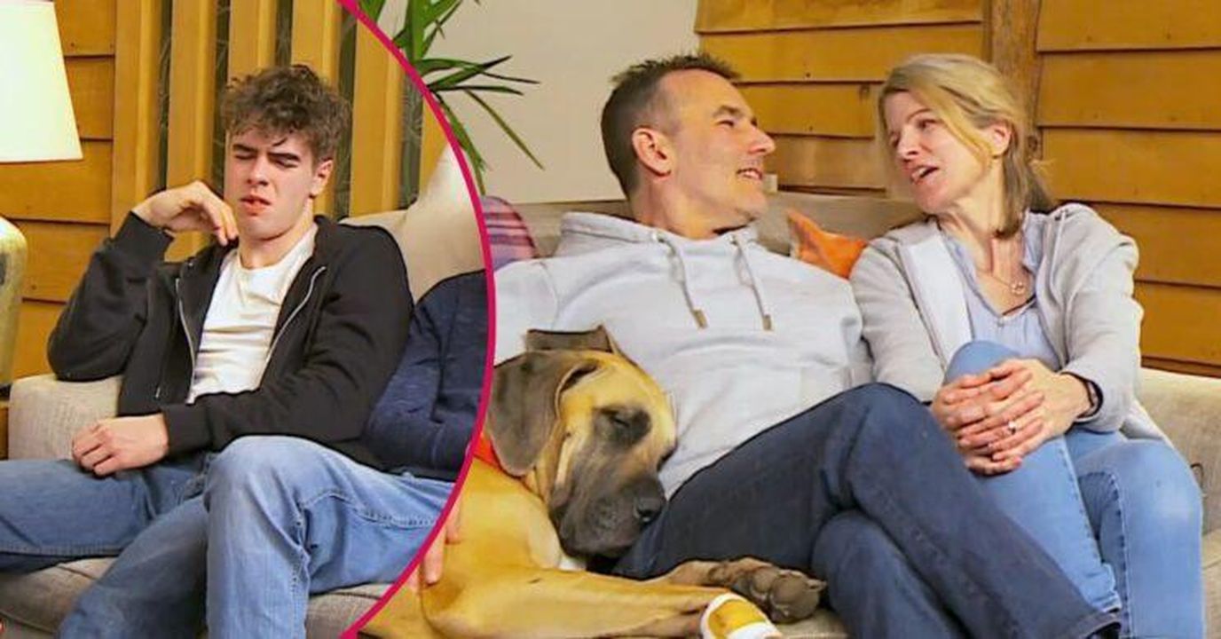 Il_membro_del_cast_di_Gogglebox_insulta_la_madre_8n44FxcRG2 - Confidenze24 Il membro del cast di Gogglebox insulta la madre Reazione del cast di Gogglebox