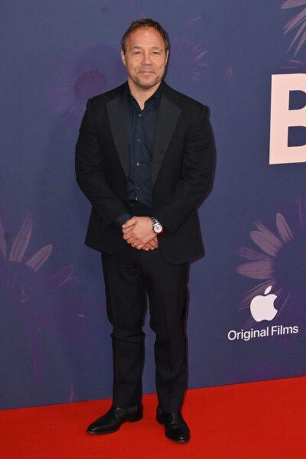 Il_padre_di_Stephen_Graham__orgoglioso_dellattore_GzqGqk0DXK - Confidenze24 Source: SplashNews.com - - Stephen su un red carpet