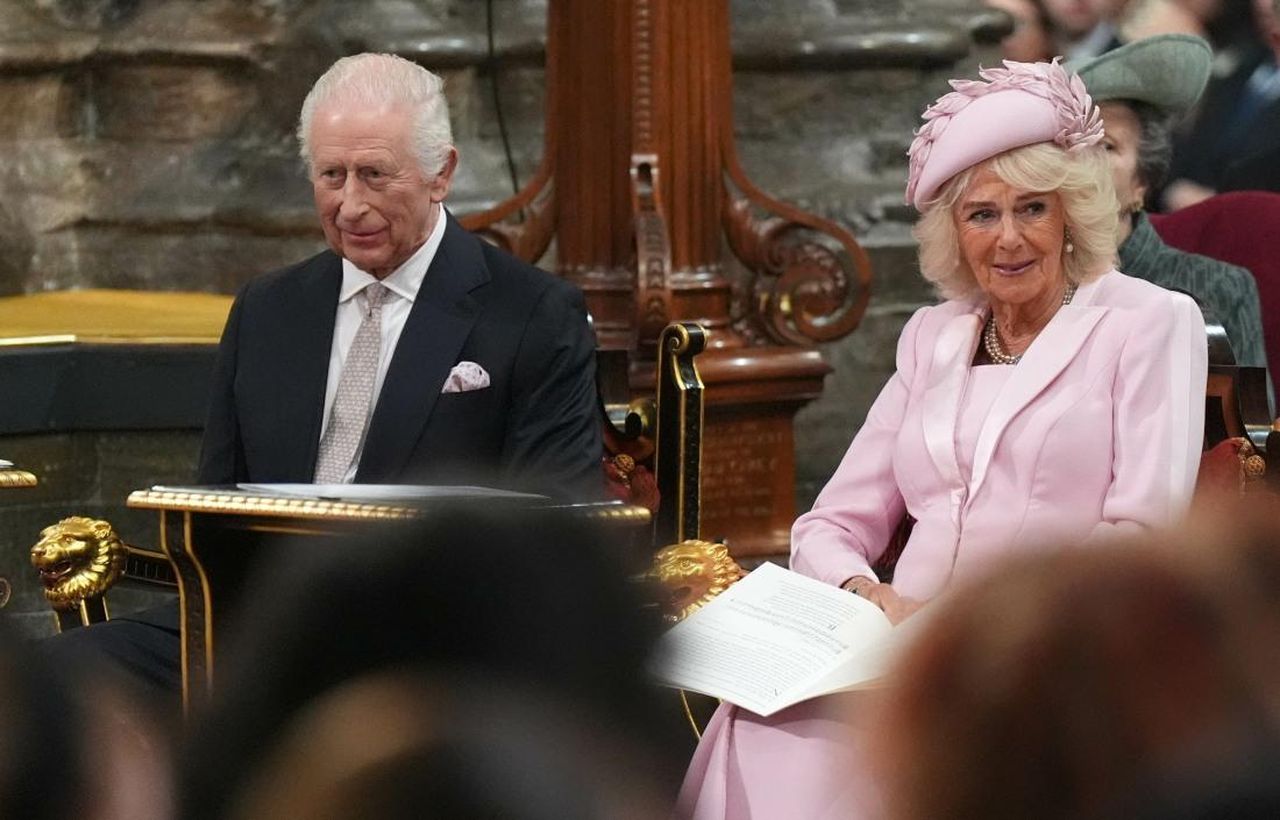 Il_pranzo_prenatalizio_di_Camilla_con_i_suoi_alleati_mediatici_qTpwxnLZii - Confidenze24 Il pranzo pre-natalizio di Camilla con i suoi alleati mediatici Regina Camilla durante un pranzo pre-natalizio