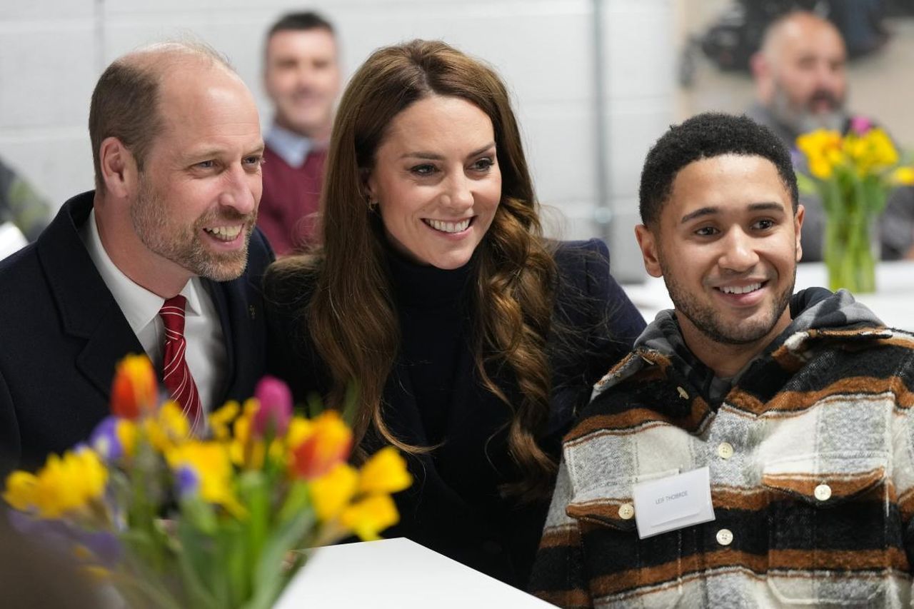 Il_ritorno_di_Kate_agli_impegni_pubblici_1nprwkworJ - Confidenze24 Il ritorno di Kate agli impegni pubblici Kate Middleton al rugby