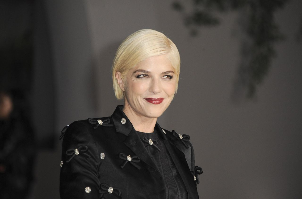 Il_supporto_del_figlio_e_la_cogenitorialit_yMwMLKcbtg - Confidenze24 Source: Elizabeth Goodenough/Everett Collection - Everett Collection - Selma Blair