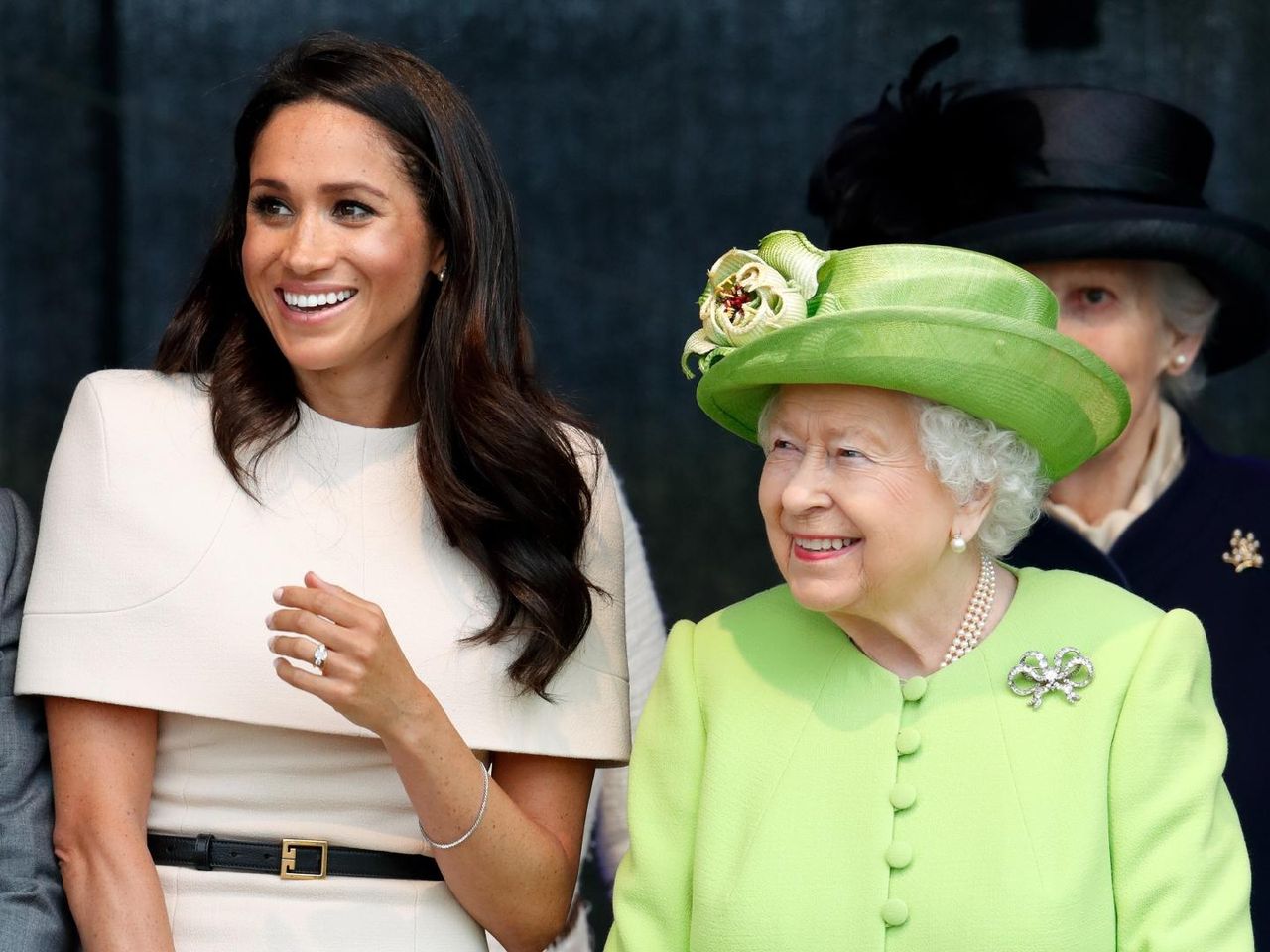 Il_waffle_maker_di_Archie_un_regalo_della_regina_2VzWIWdm5E - Confidenze24 Source: Max Mumby/Indigo/Getty Images - Getty Images - Meghan Markle e Queen Elizabeth II