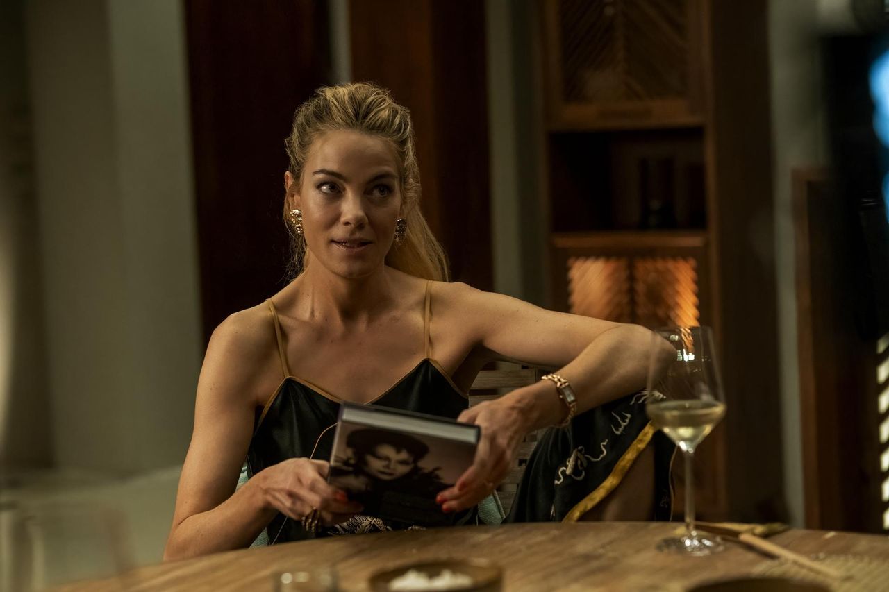 Jaclyn_Lemon_p2LAtObZaB - Confidenze24 Source: Fabio Lovino/HBO - - Michelle Monaghan nei panni di Jaclyn in 'The White Lotus'