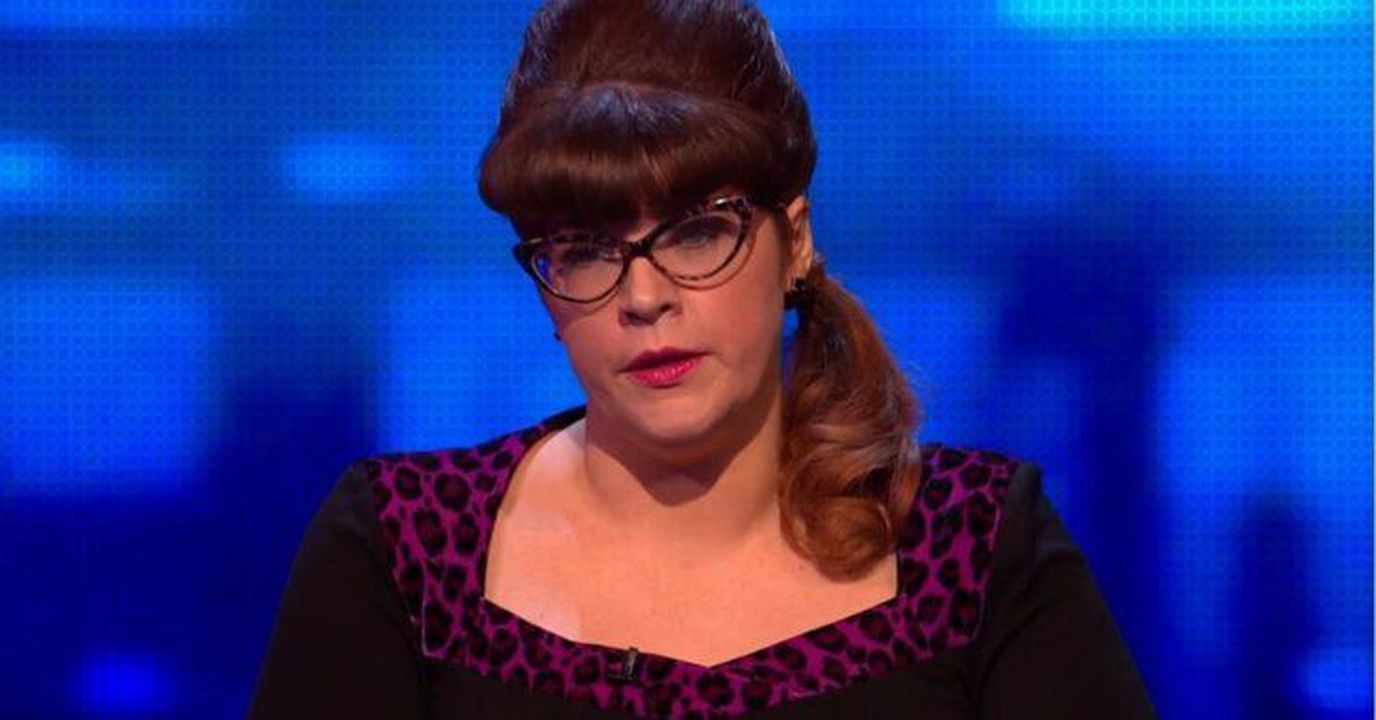 Jenny_Ryan_sbaglia_una_domanda_su_The_Chase_Ry2vuI58tJ - Confidenze24 Jenny Ryan sbaglia una domanda su The Chase Jenny Ryan in primo piano