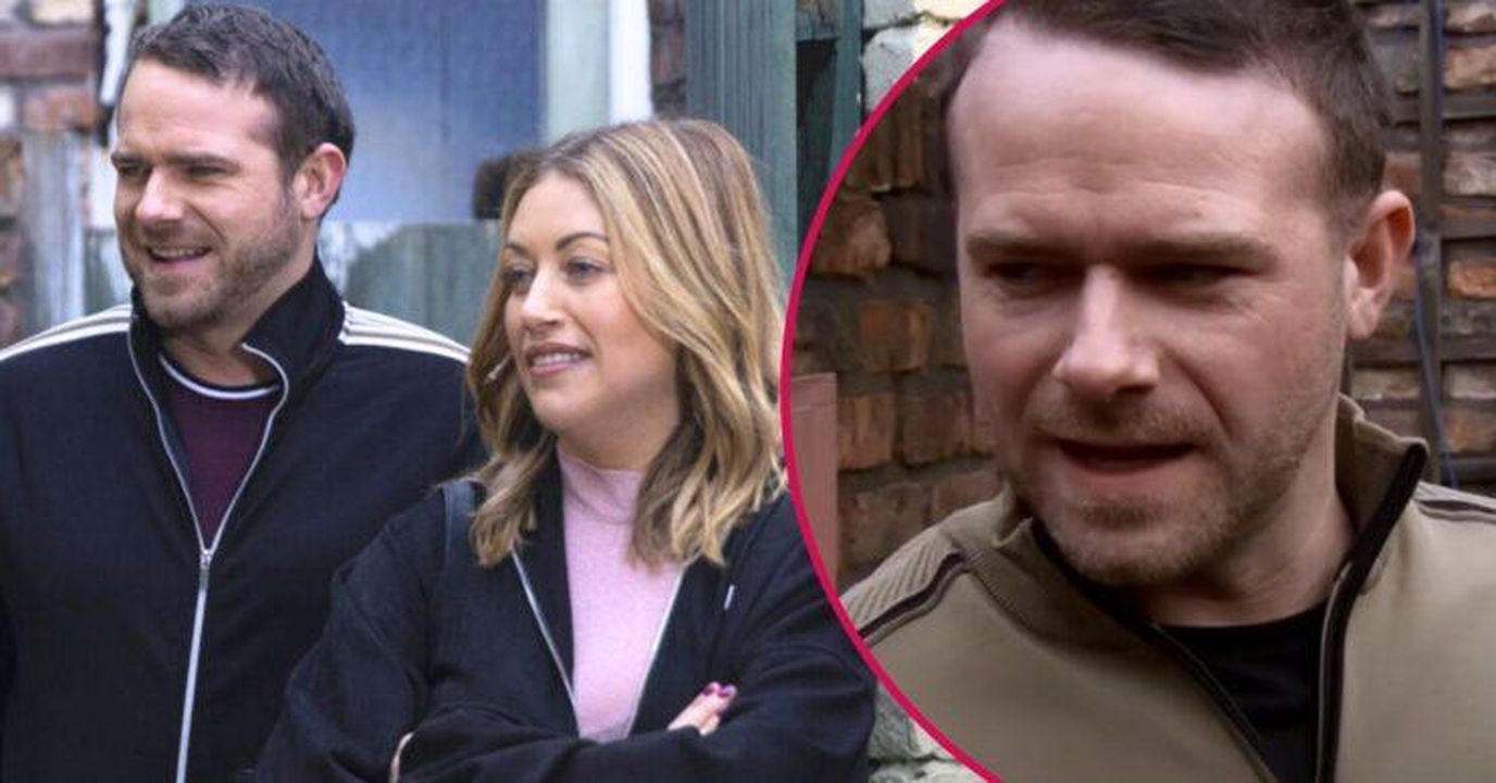 Joe_Layton_lascia_Coronation_Street_luscita_di_Mick_Michaelis_RDUvY8oCDR - Confidenze24 Source: ITV/Composite: ED! - - Mick e Lou sorridenti su Coronation Street