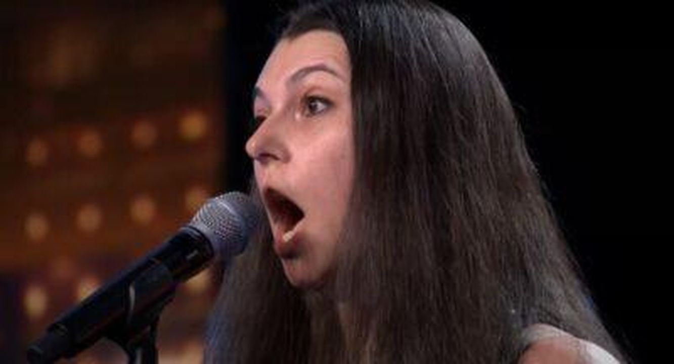 Kimberly_Winter_burping_The_Winner_Takes_It_All_di_ABBA__54_lamentele_Ofcom_QJTw0IlsqS - Confidenze24 Source: Britain’s Got Talent/YouTube - - Kimberly Winter su Britain's Got Talent
