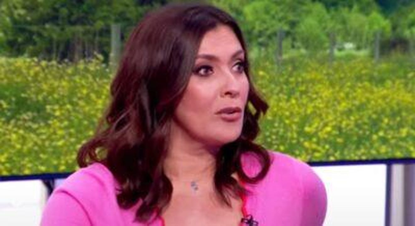 Kym_Marsh_torner_in_Coronation_Street_Tutti_i_clues_EuoOBW9jWf - Confidenze24 Source: BBC - - Kym Marsh sembra sorpresa