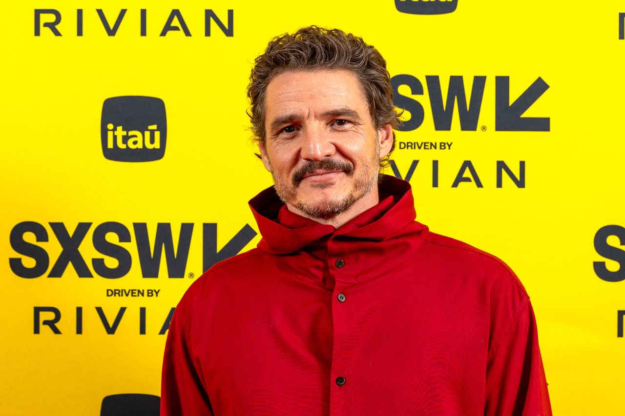 La_cena_tra_Aniston_e_Pedro_Pascal_RfZ182VL4A - Confidenze24 Source: Travis P. Ball - - Pedro Pascal al SXSW Conference