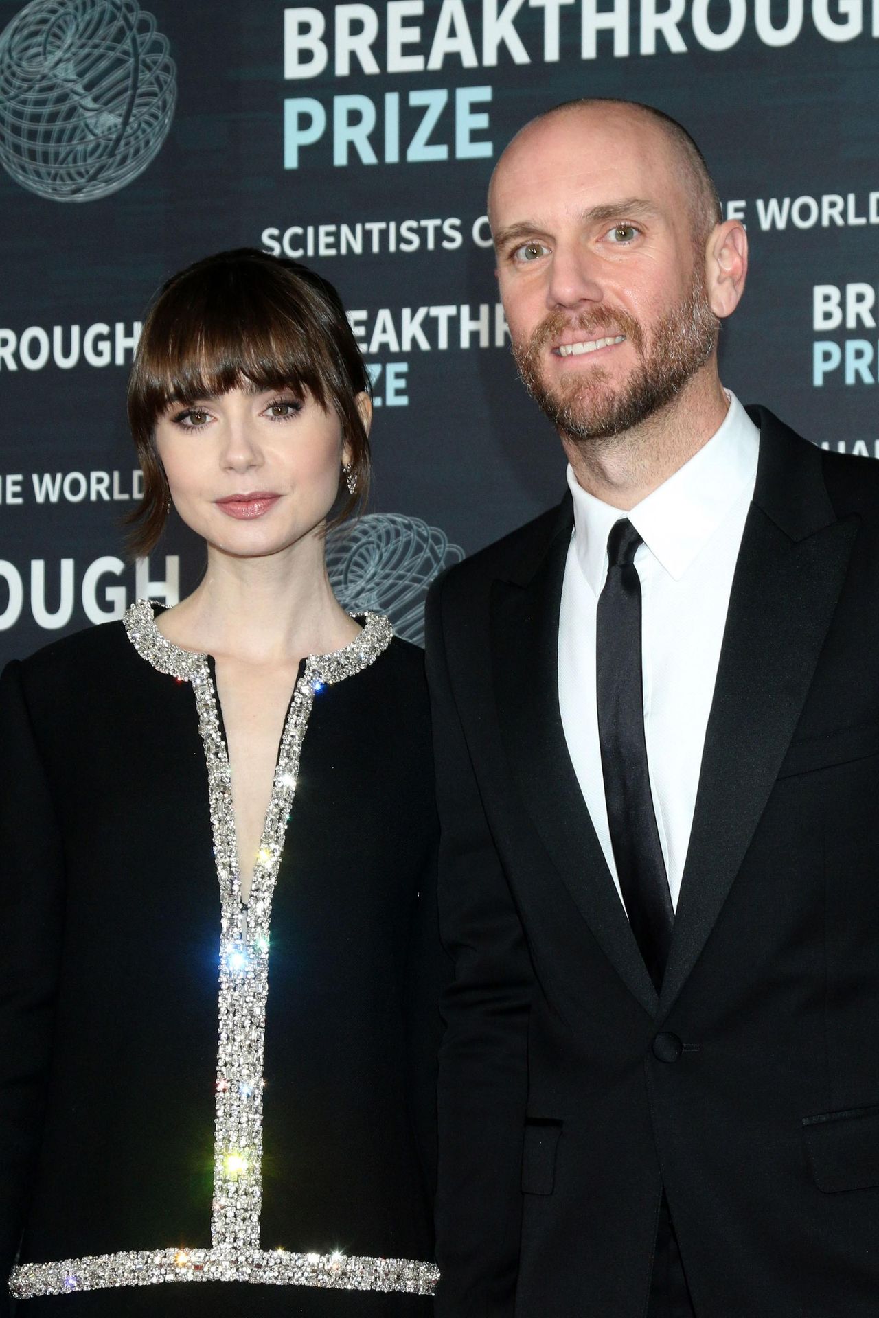 La_danza_in_famiglia_di_Lily_Collins_Zw2rWHGZNt - Confidenze24 Source: Priscilla Grant/Everett Collection - SheKnows - Lily Collins e Charlie McDowell al Ninth Annual Breakthrough Prize Ceremony