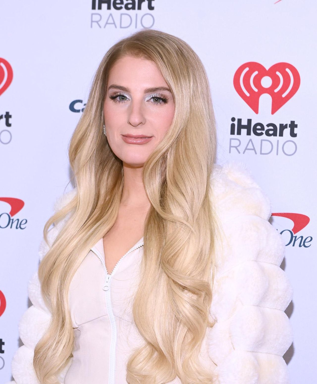 La_decisione_di_Meghan_Trainor_per_la_chirurgia_plastica_02RuuDOzyz - Confidenze24 La decisione di Meghan Trainor per la chirurgia plastica Meghan Trainor dopo l'intervento
