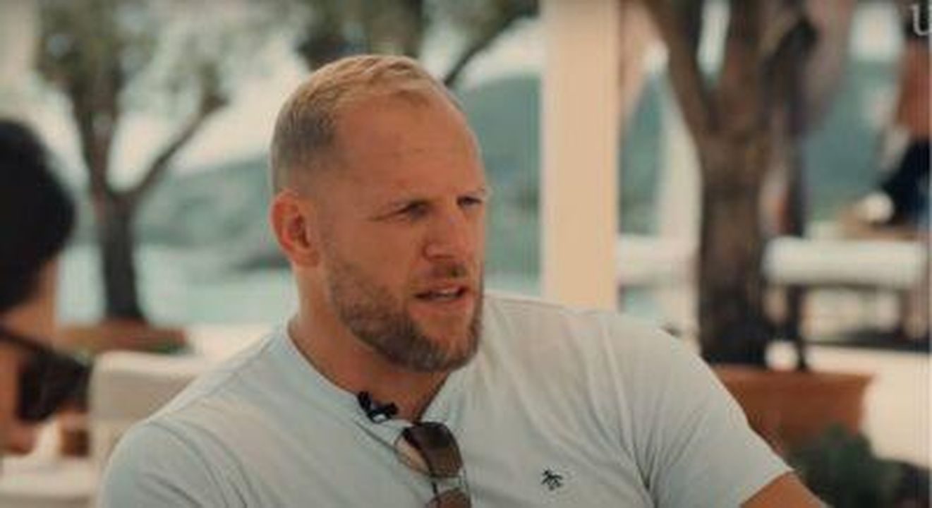 La_nuova_relazione_di_James_Haskell_confermata_5lp5dbPqKx - Confidenze24 Source: Unfiltered Extra - YouTube - James Haskell in un'intervista