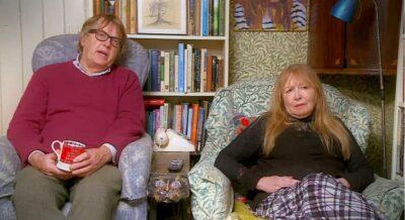 La_reazione_dei_fan_a_Mary_TxcYr7wRjA - Confidenze24 La reazione dei fan a Mary Mary da Gogglebox