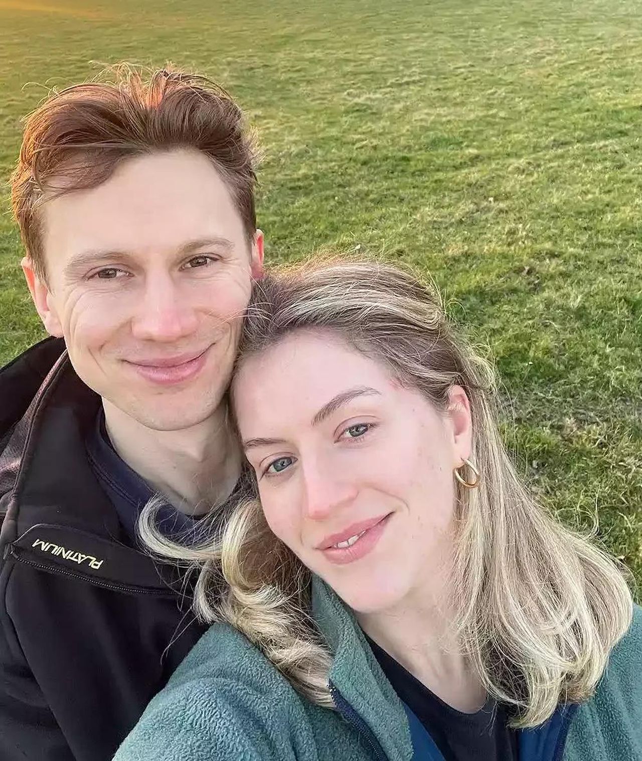 La_ricerca_di_un_rifugio_dalla_crisi_z3MVQiwn5i - Confidenze24 La ricerca di un rifugio dalla crisi Megan con il figlio del proprietario del B&B